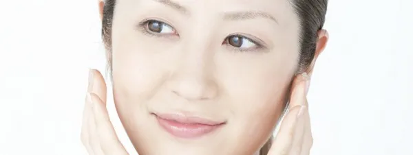 口周りがキレイな女性