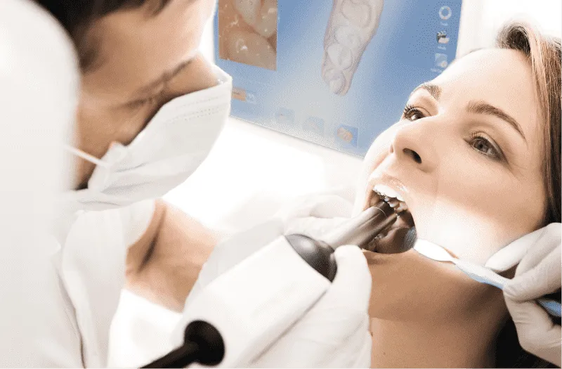 最短1日・低価格のセラミック治療